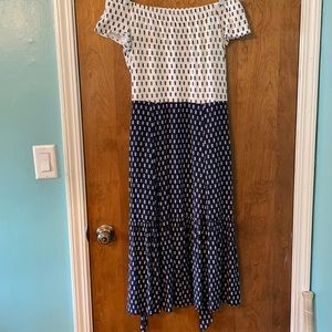 Off the shoulder pineapple dress midi length